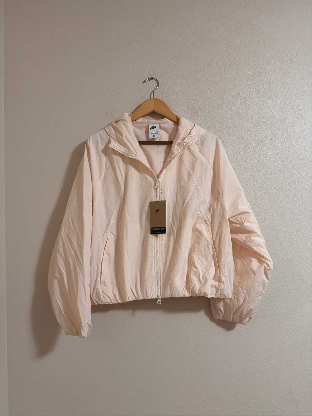 NWT Nike Women's Pale Pink Hooded Bomber Windbreaker